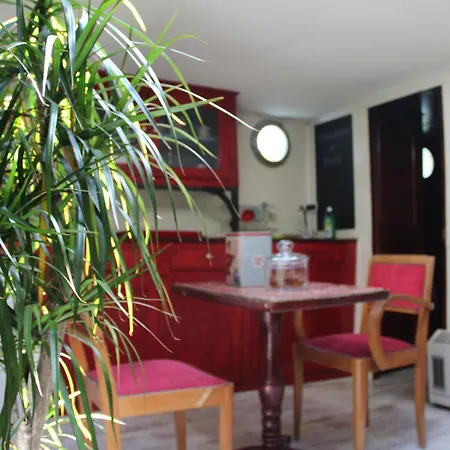 Botel L'Aparte - Peniche Orphee 3*